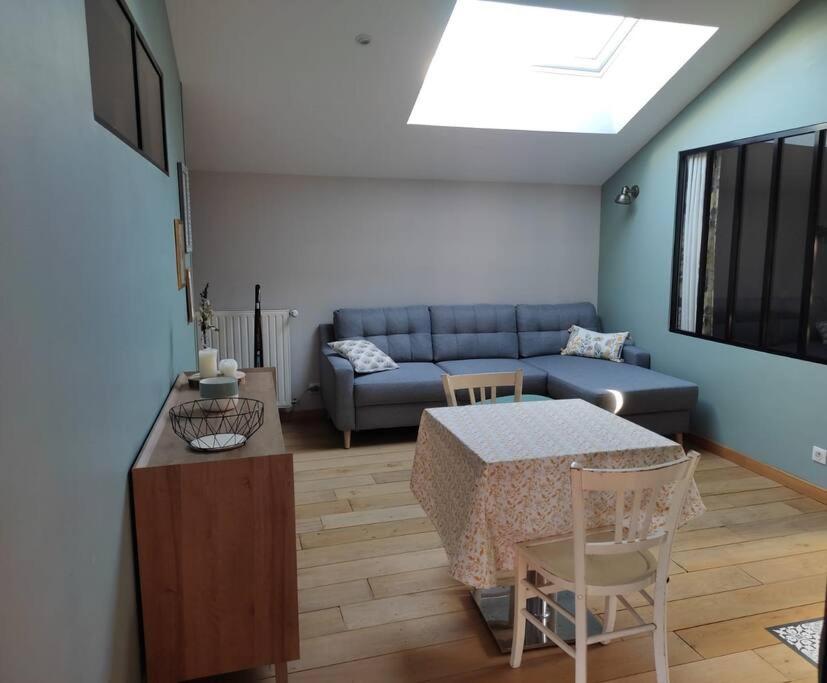 Appartement Le Saint Maur Neuville-du-Poitou Zewnętrze zdjęcie